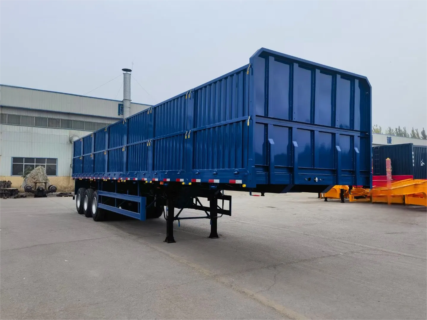 Chengxin: Leading The Way with High-Quality Sidewall Semi Trailers