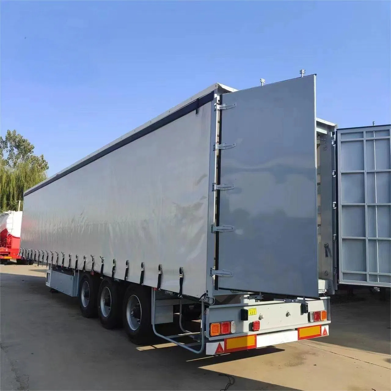 Heavy-Duty Van Semi Trailer Industrial Freight Transport Solutions 