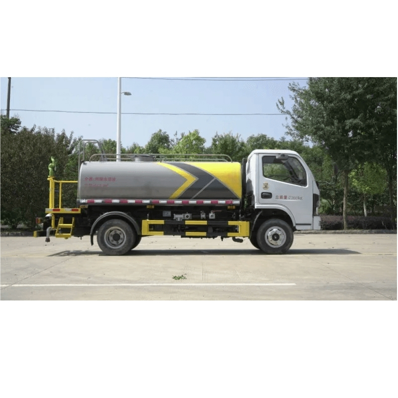 Durable Dong Feng Water Tank Truck for Efficient Roro Transport