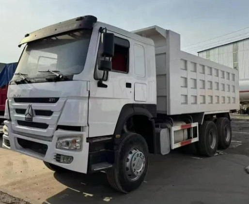 SINOTRUK HOWO 371HP 6x4 Dump Truck for Mining