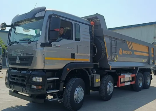 SINOTRUK HOWO 371HP 6x4 Dump Truck for Mining