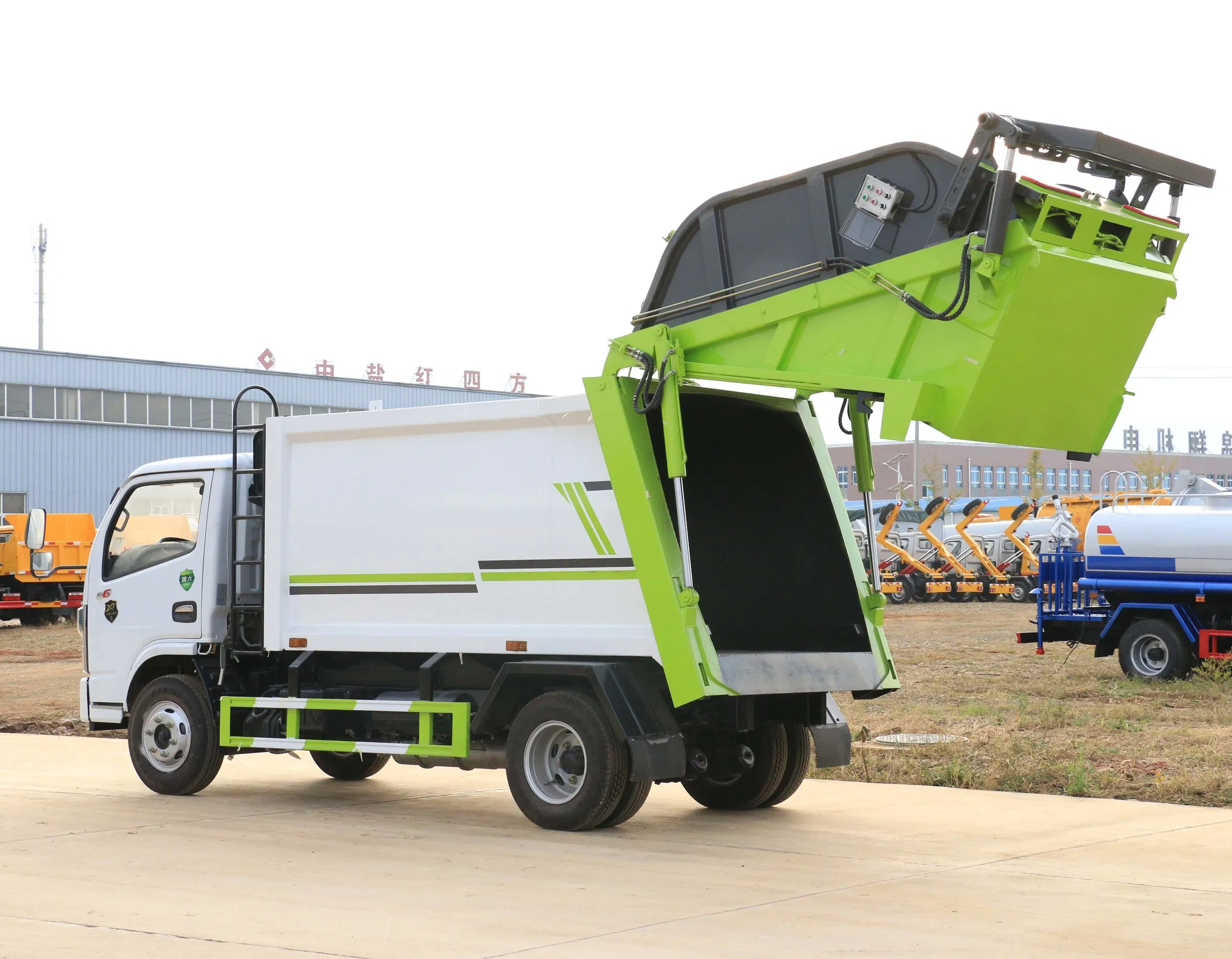 Dongfeng 4x2 5-8 CBM Rear Loader Garbage Compactor Truck