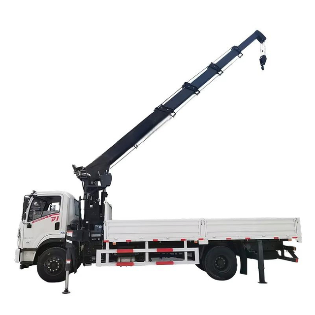 Heavy-Duty Telescopic Boom Crane Truck for Construction Projects