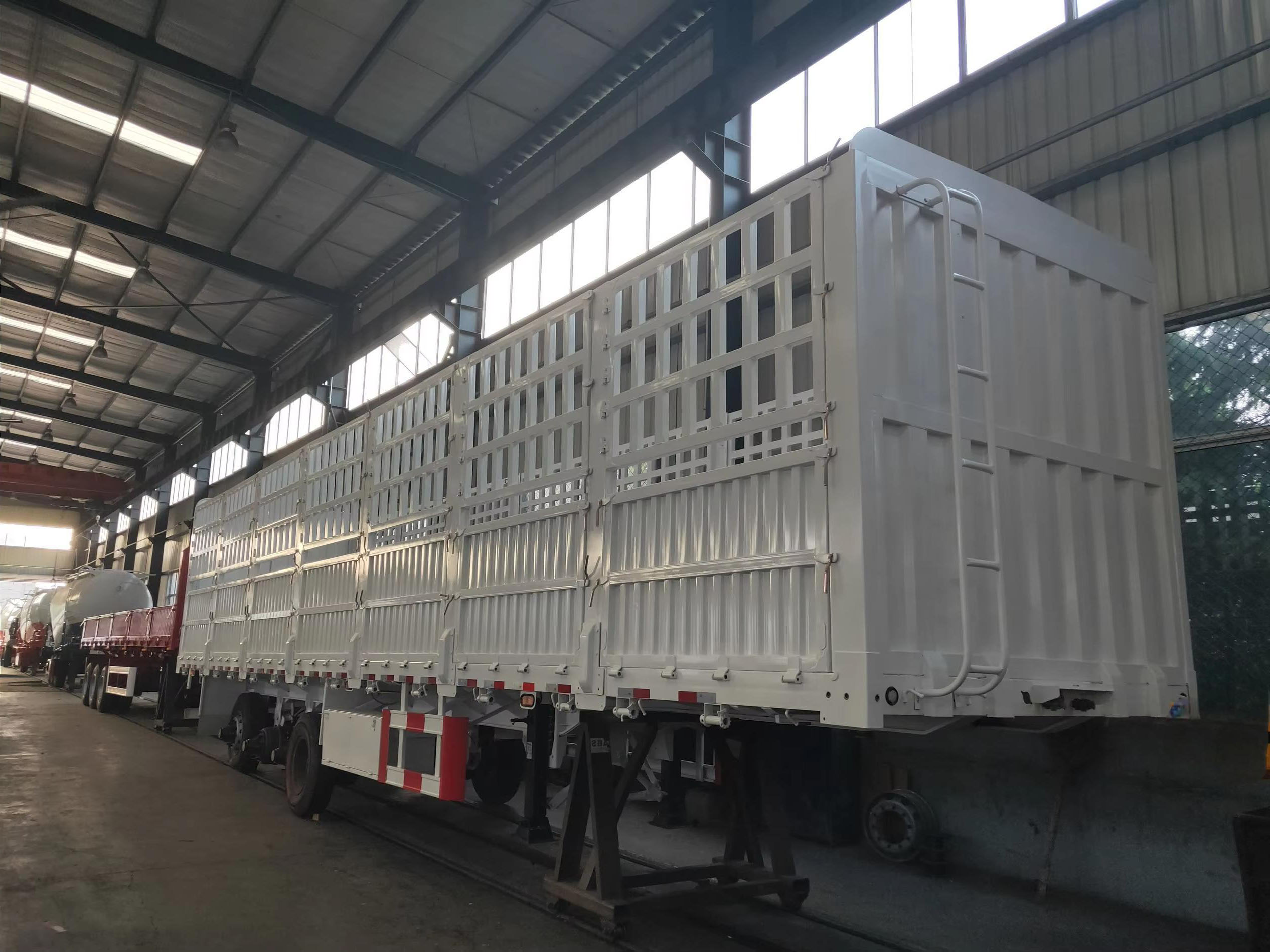 High-Tensile Steel Fence Semi Trailer
