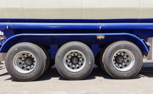 Heavy Duty Chemical liquid Petroleum Tanker Semi Trailer 