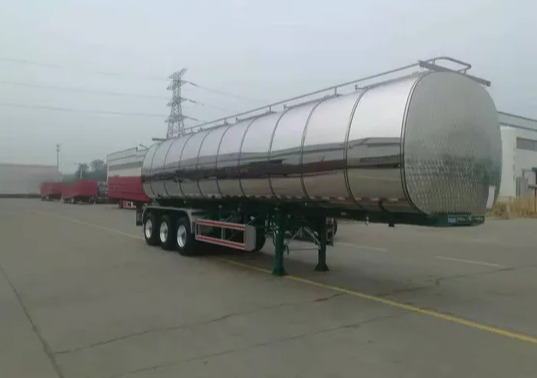 Hunan Chengxin: Leading the Way in Safe and Efficient Fuel Tank Semi-Trailer Manufacturing